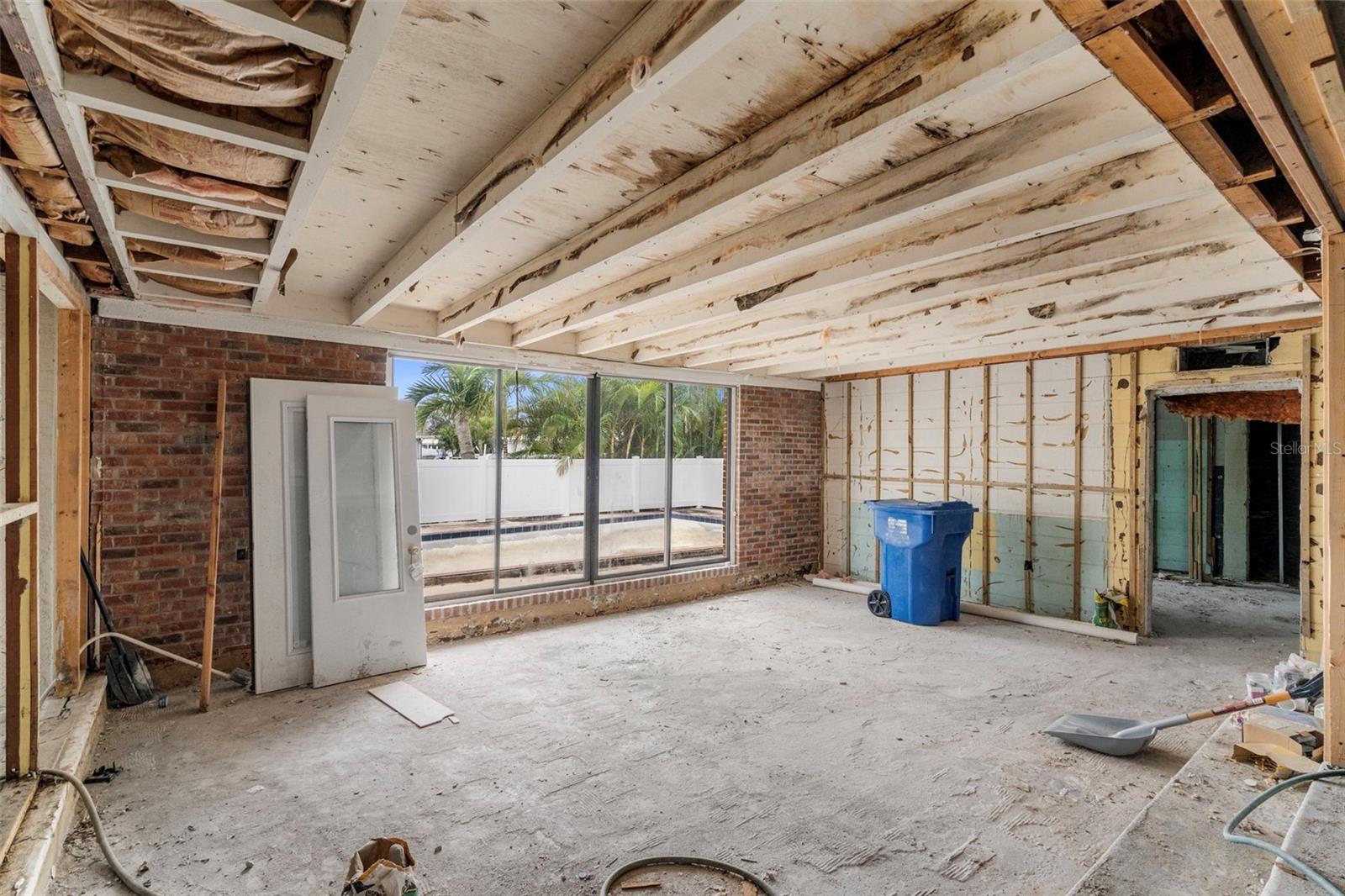 9570 SUN ISLE DR NE — photo 13