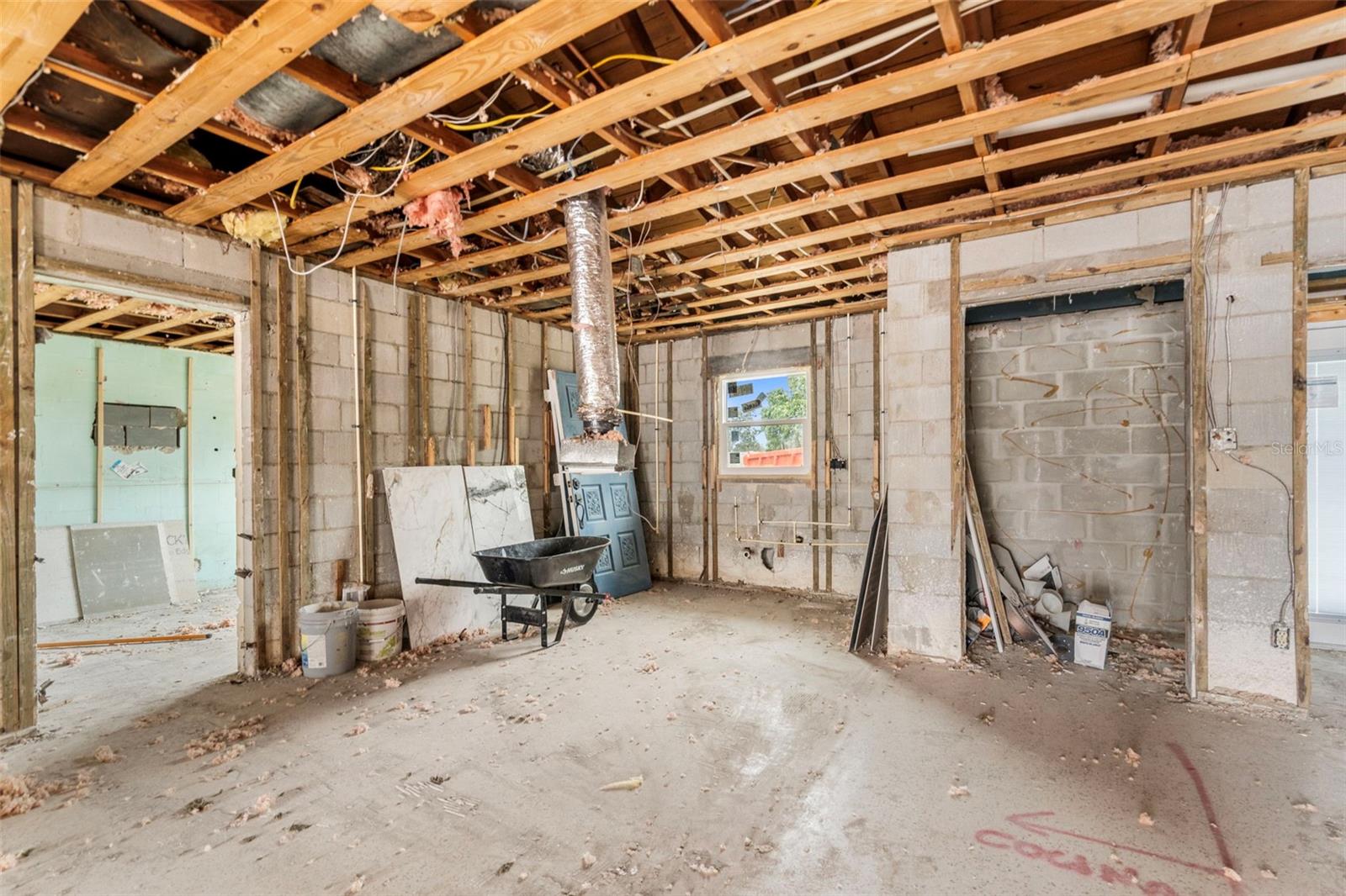 9570 SUN ISLE DR NE — photo 12
