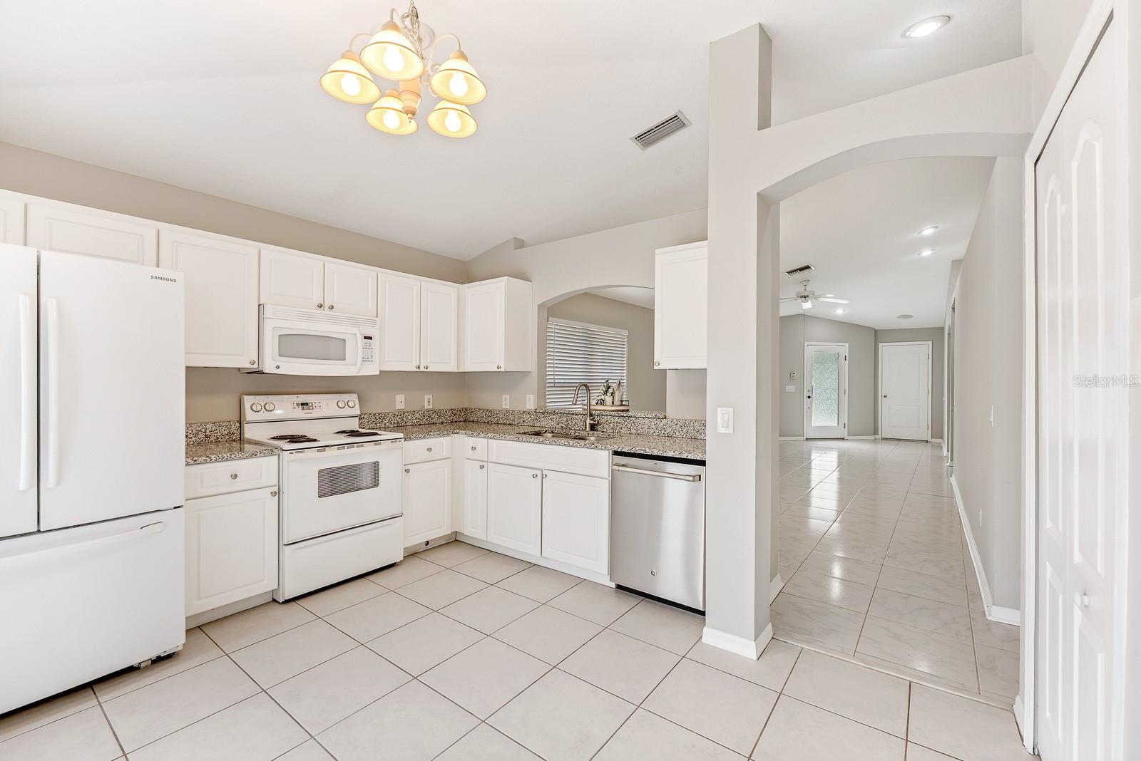 8309 QUARTER HORSE DR — photo 7