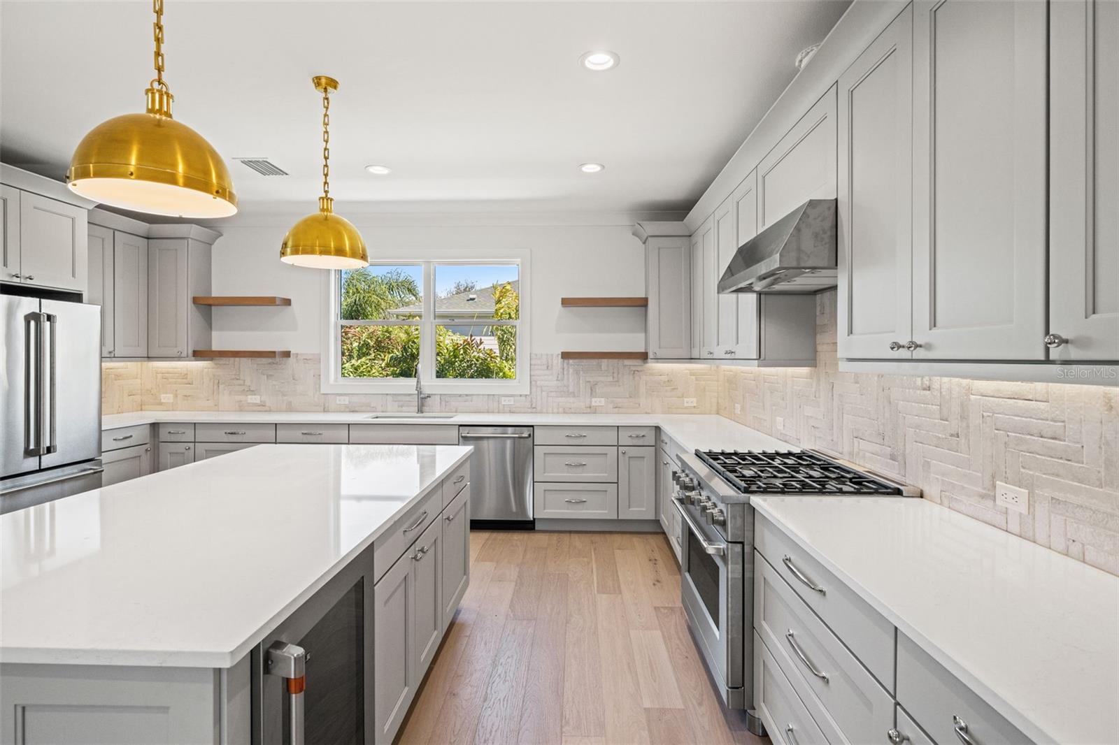 1524 S HABANA AVE — photo 9