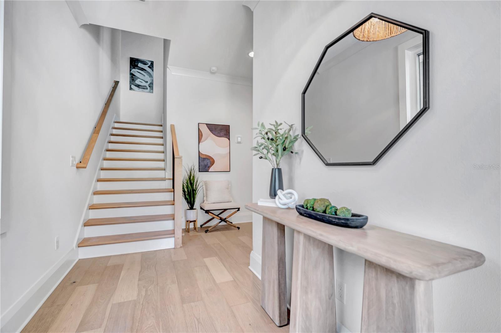 1524 S HABANA AVE — photo 3