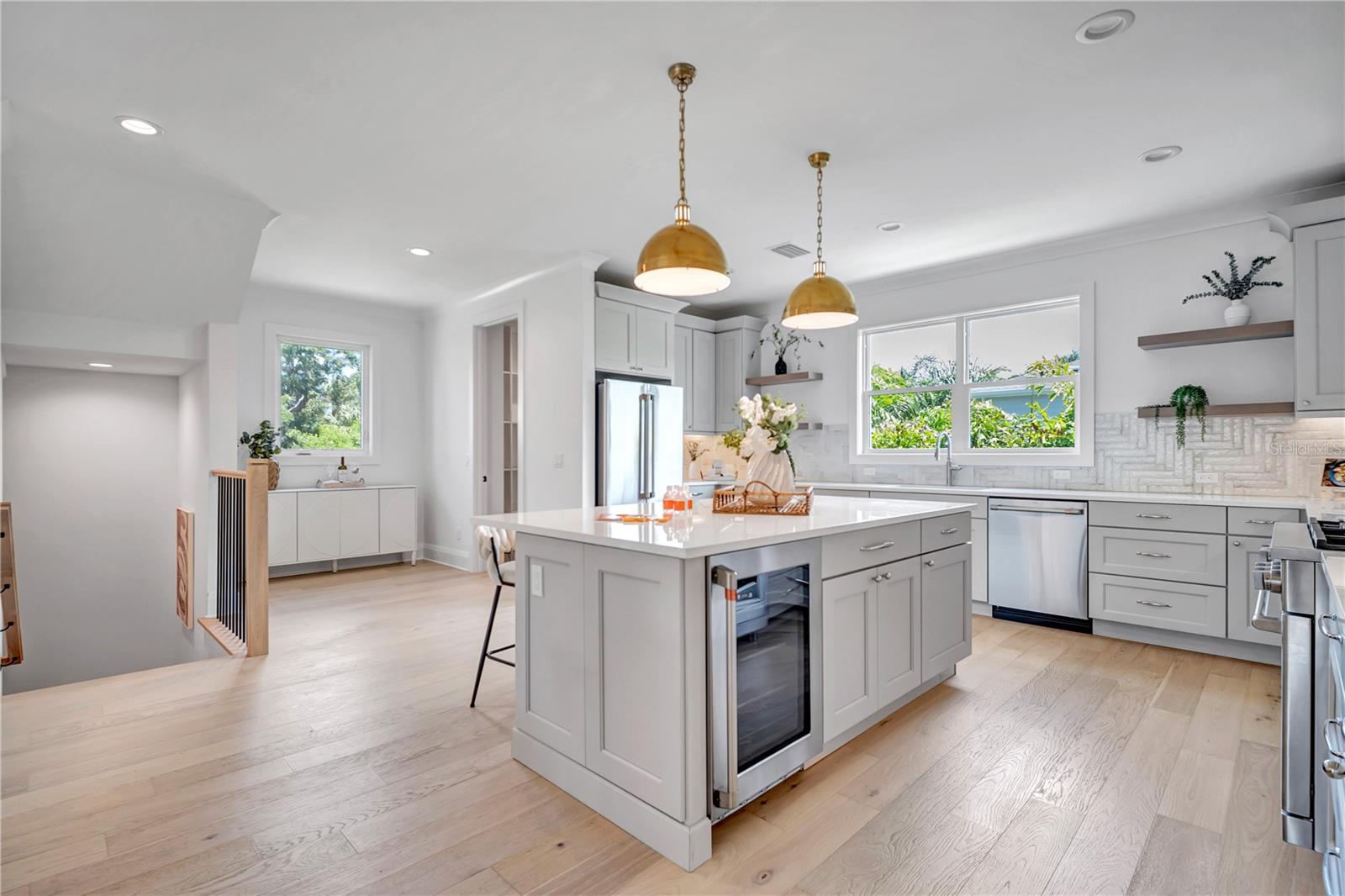 1524 S HABANA AVE — photo 8