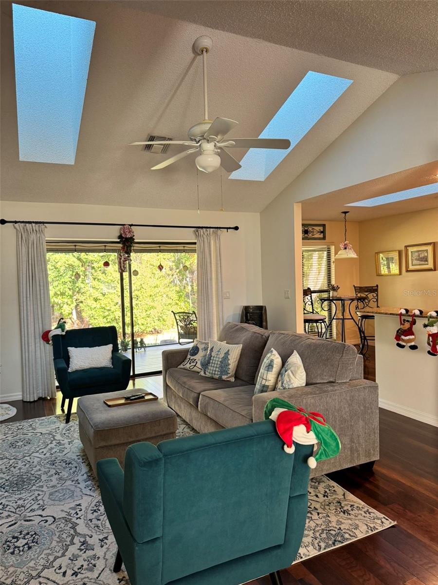 4487 TRAILS DR — photo 3