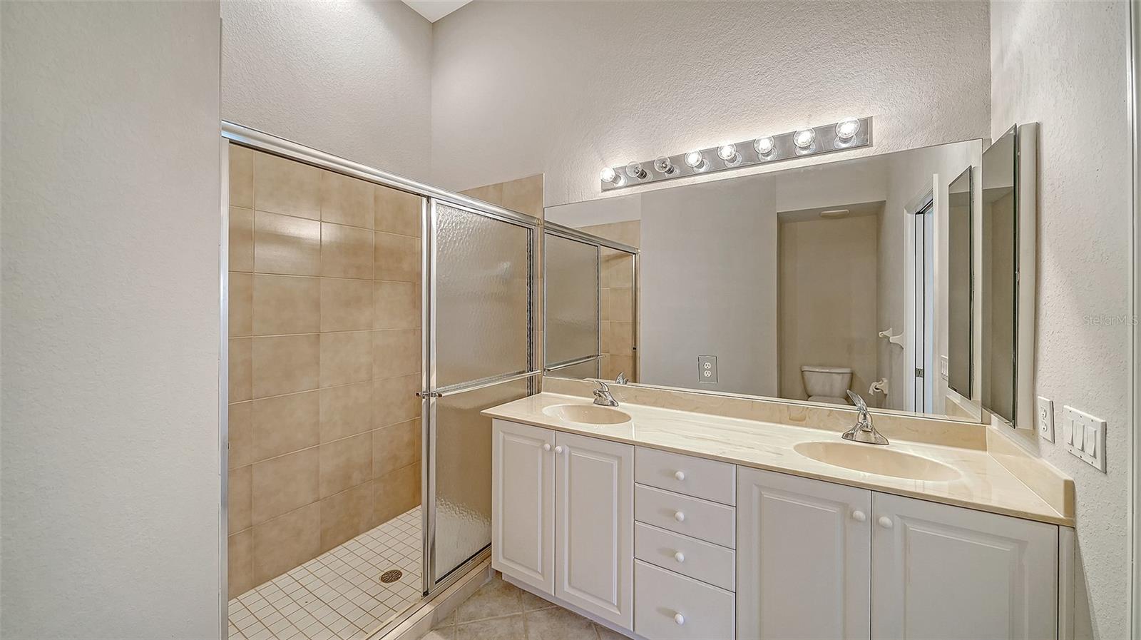 4481 FAIRWAY DR — photo 10