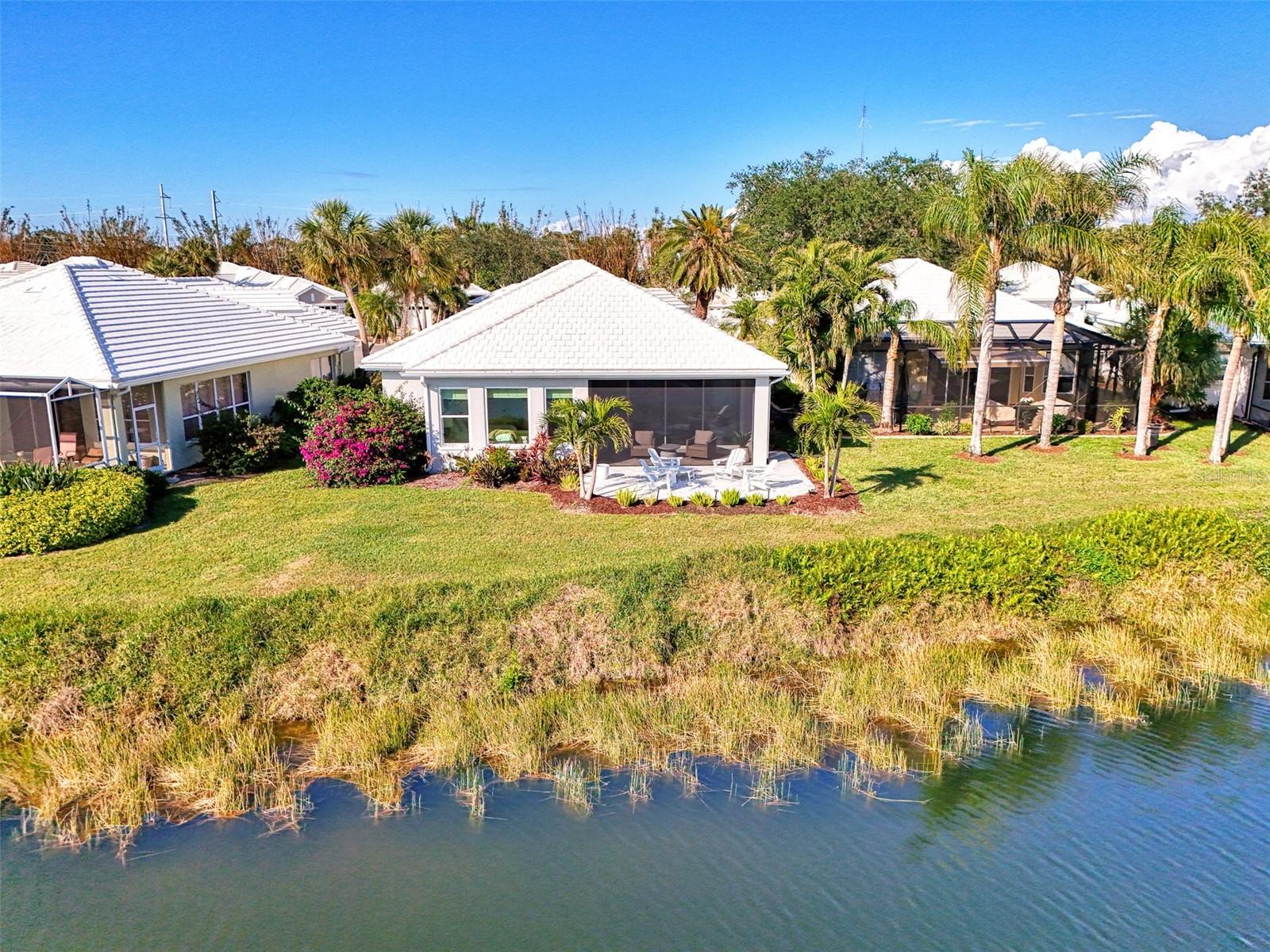 561 FALLBROOK DR — photo 51