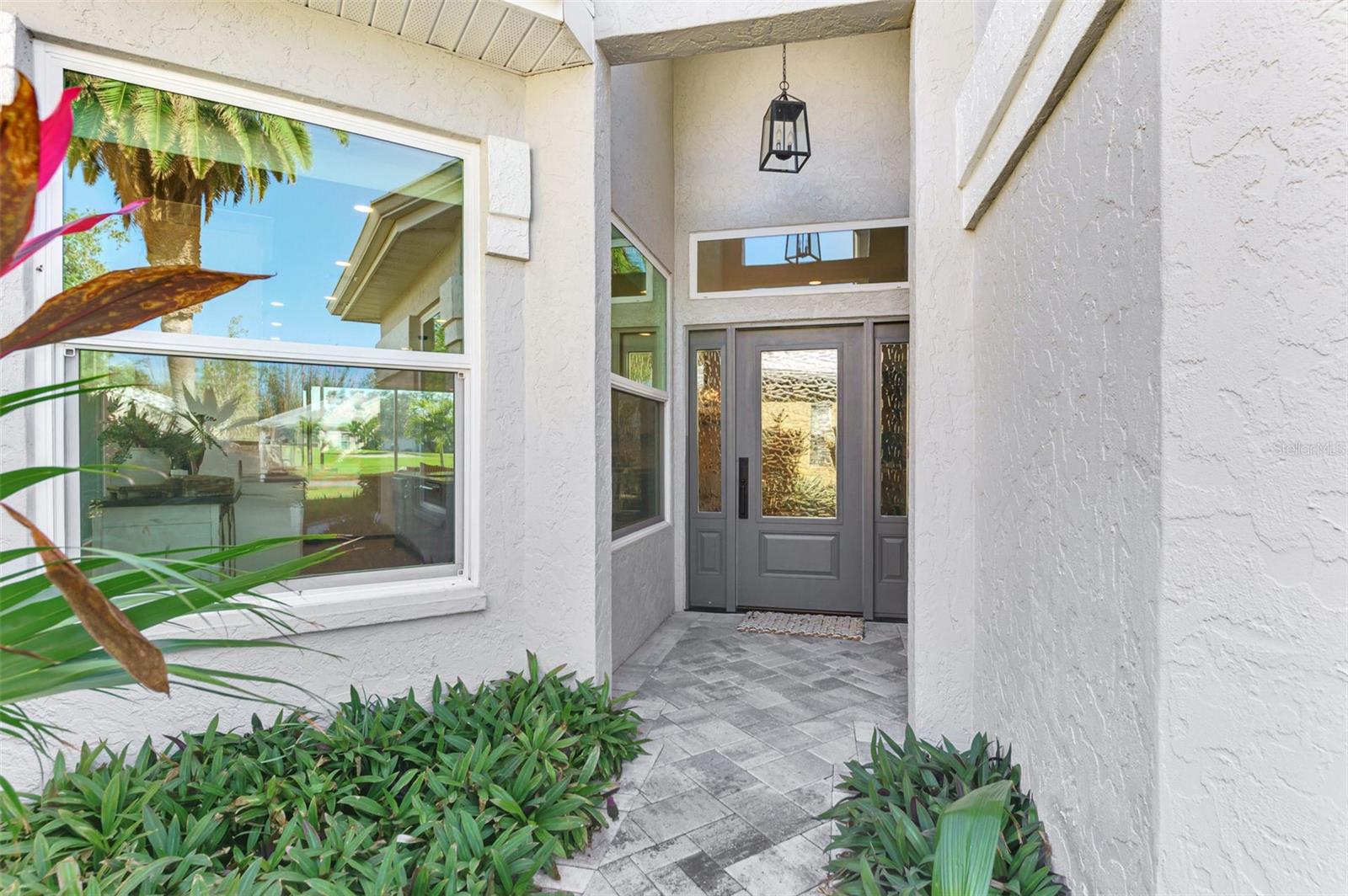561 FALLBROOK DR — photo 6