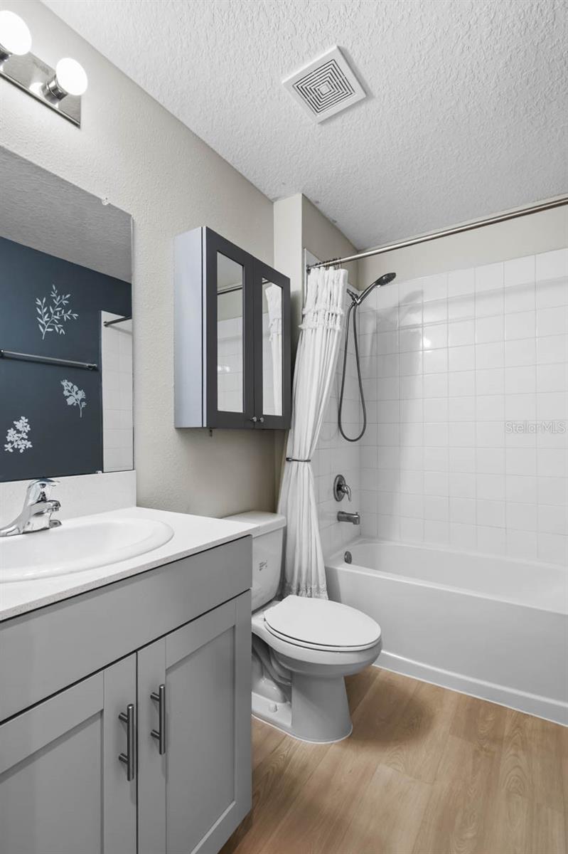 5424 SUMMER SUNSET DR — photo 37