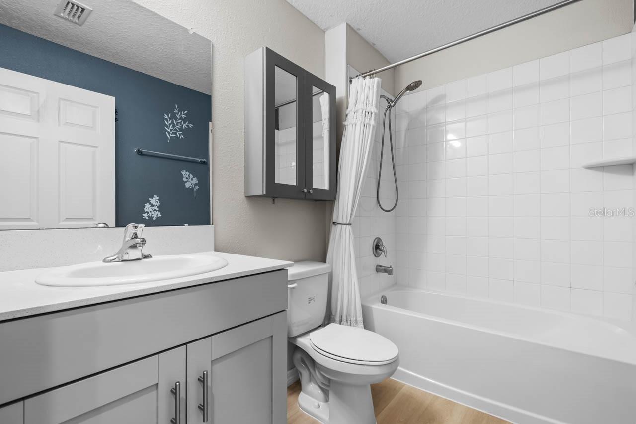 5424 SUMMER SUNSET DR — photo 36