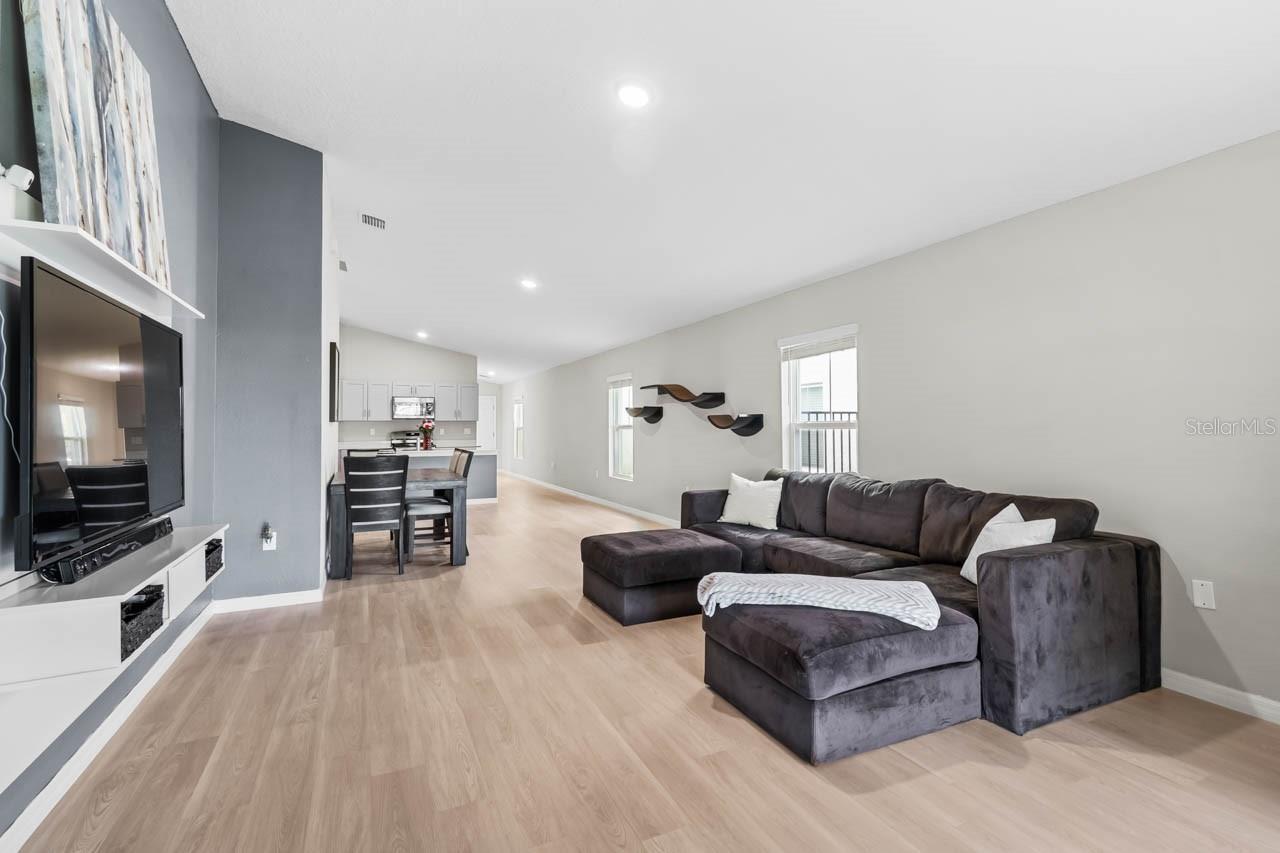 5424 SUMMER SUNSET DR — photo 7
