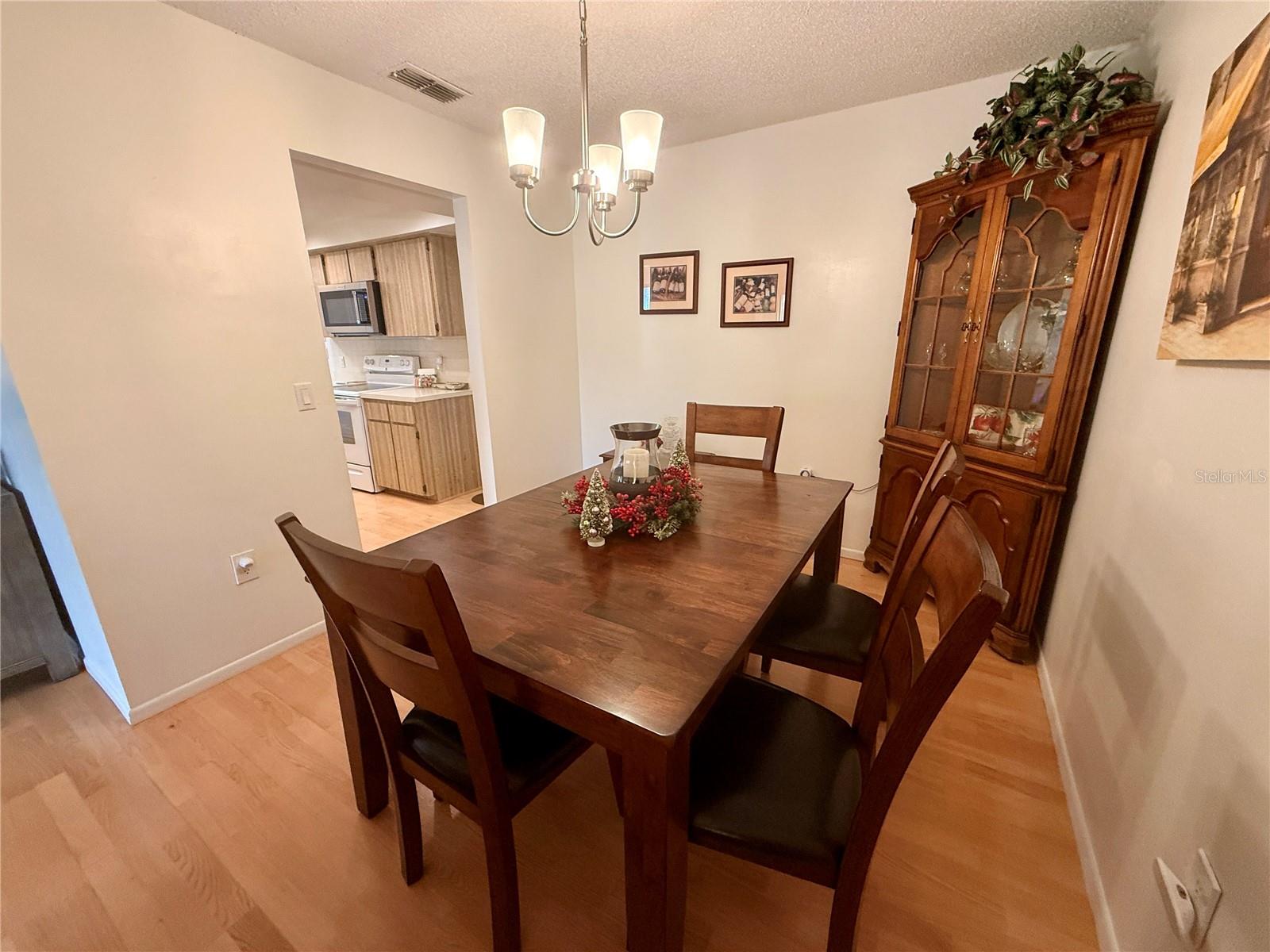 8350 HIGH POINT CIR #3 — photo 8