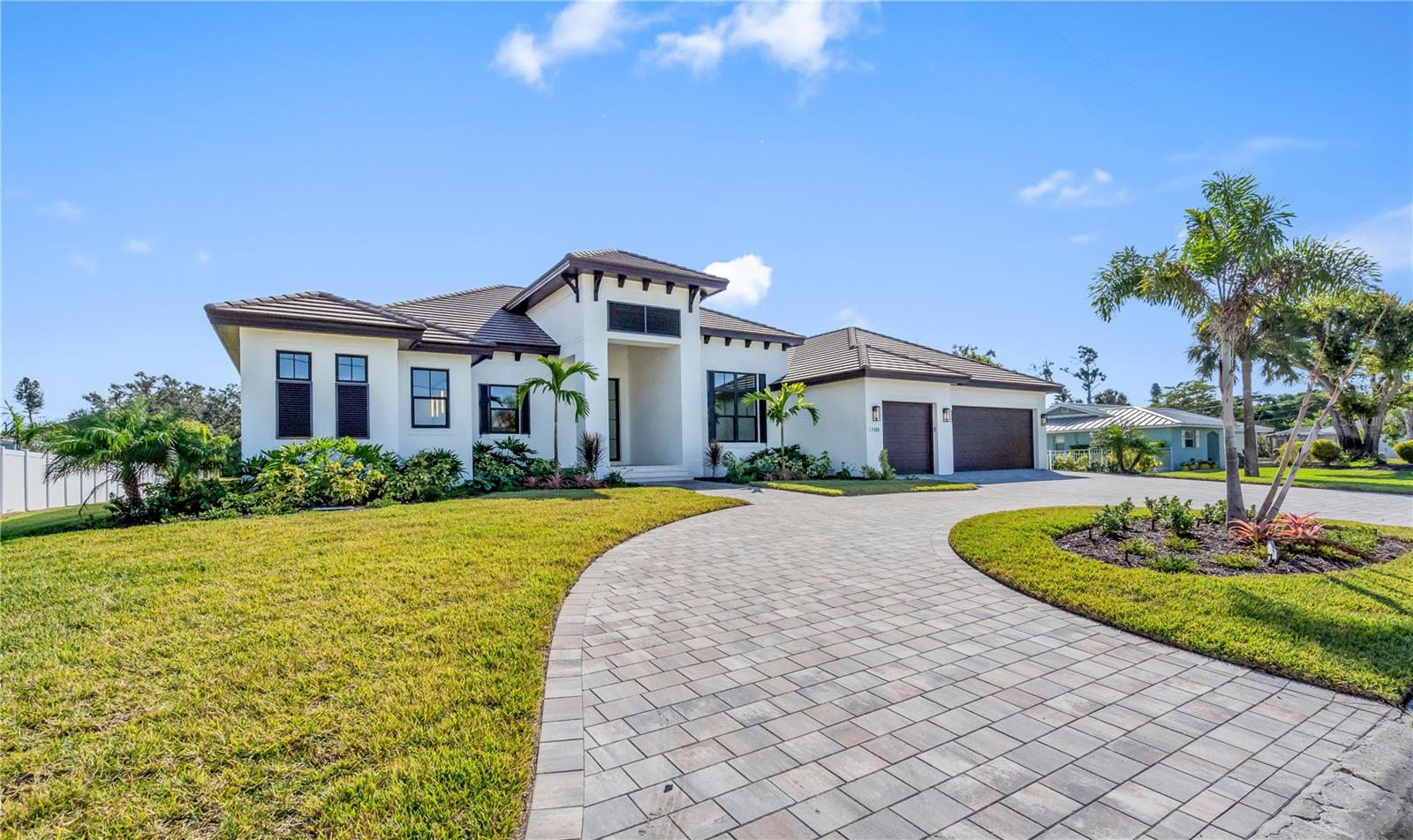 7125 WESTMORELAND DR — photo 55