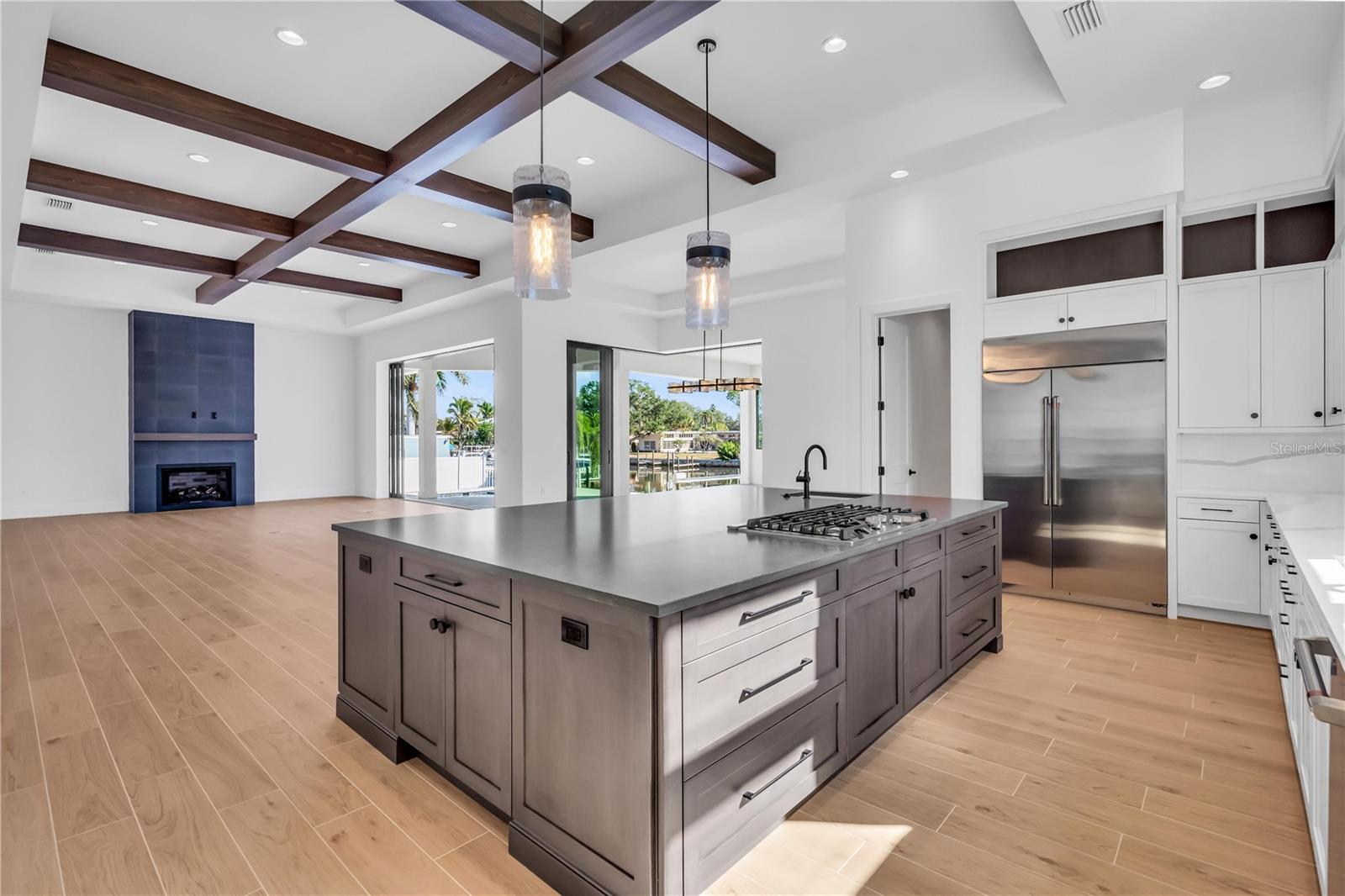 7125 WESTMORELAND DR — photo 11