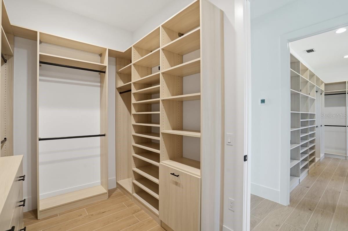 7125 WESTMORELAND DR — photo 23