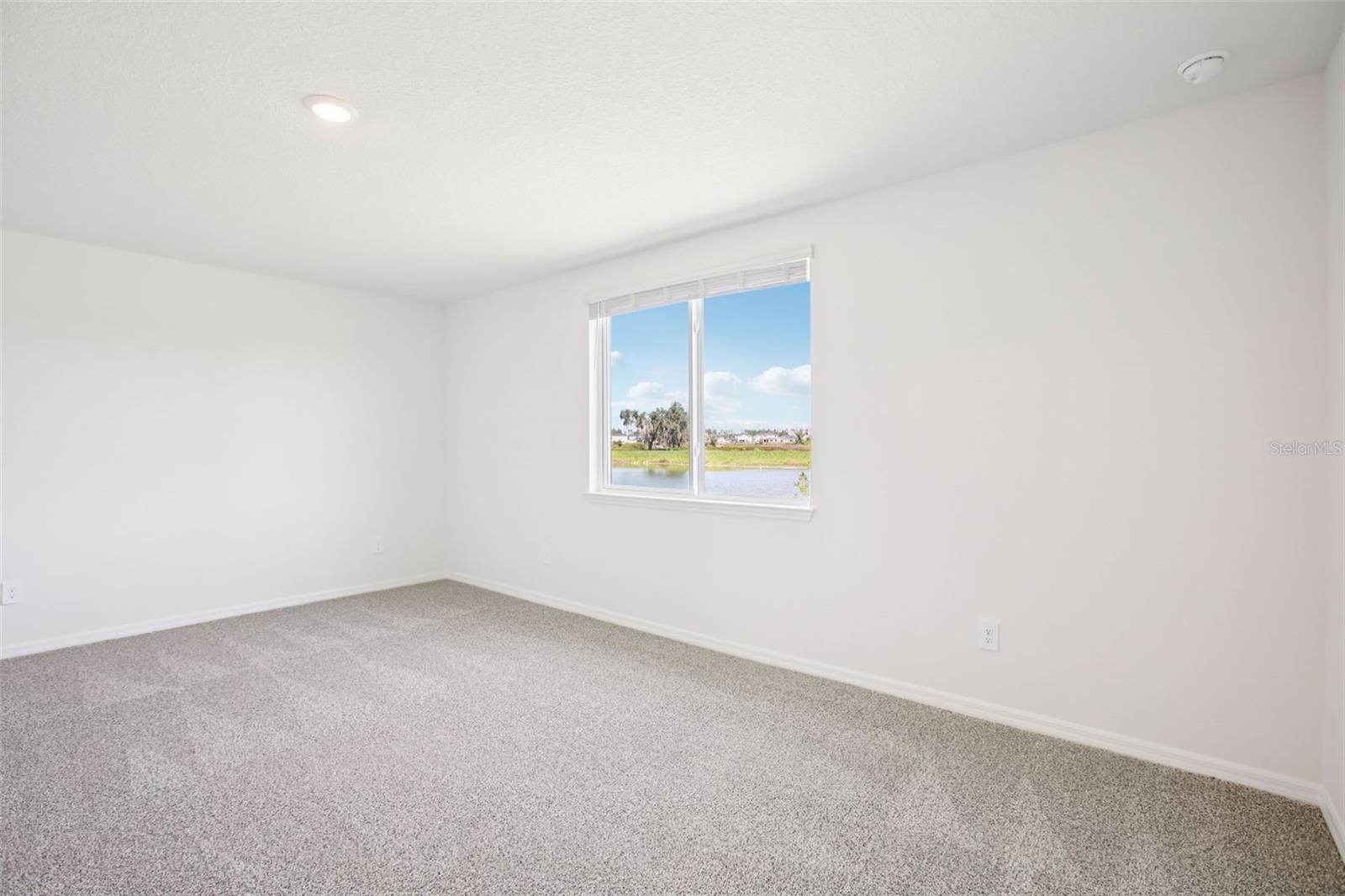 1740 DRAUGHTON DR — photo 31
