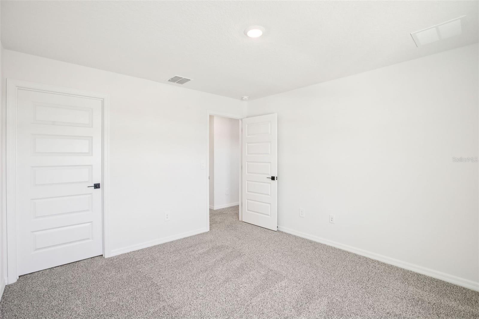 1740 DRAUGHTON DR — photo 41