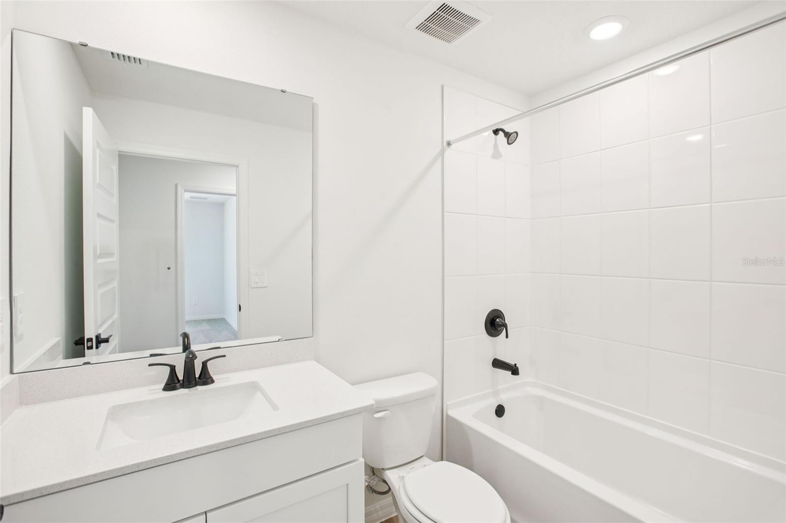 1740 DRAUGHTON DR — photo 39