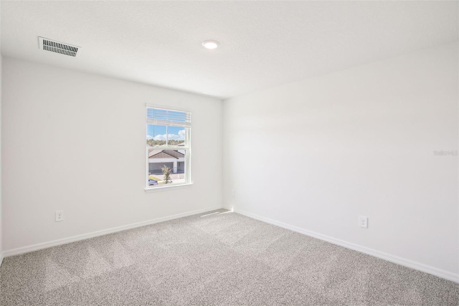 1740 DRAUGHTON DR — photo 40