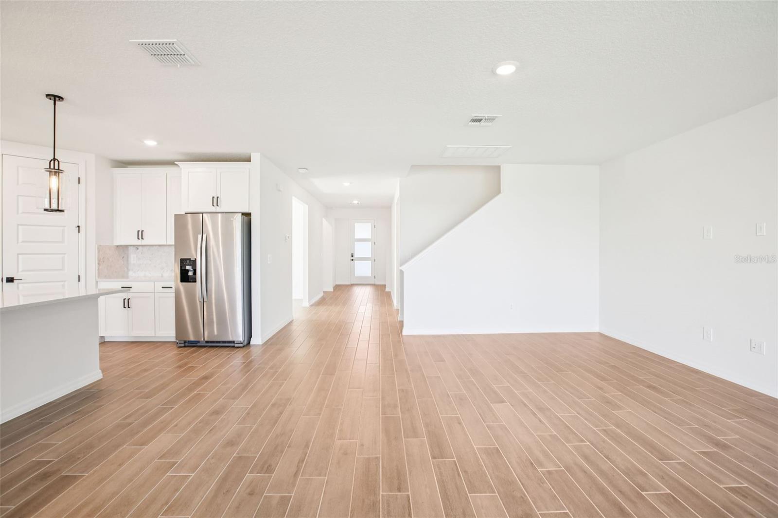 1740 DRAUGHTON DR — photo 9