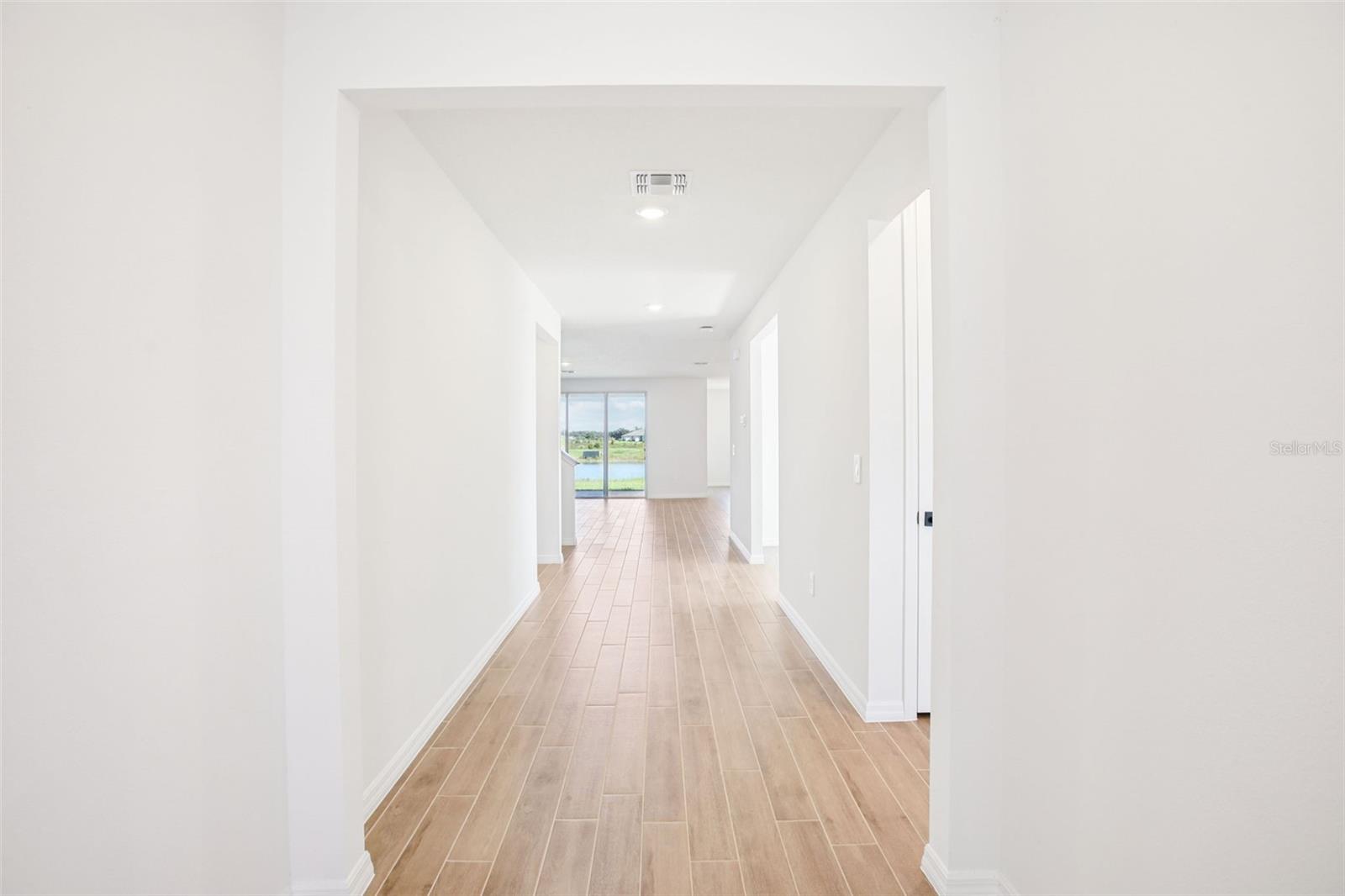 1740 DRAUGHTON DR — photo 5