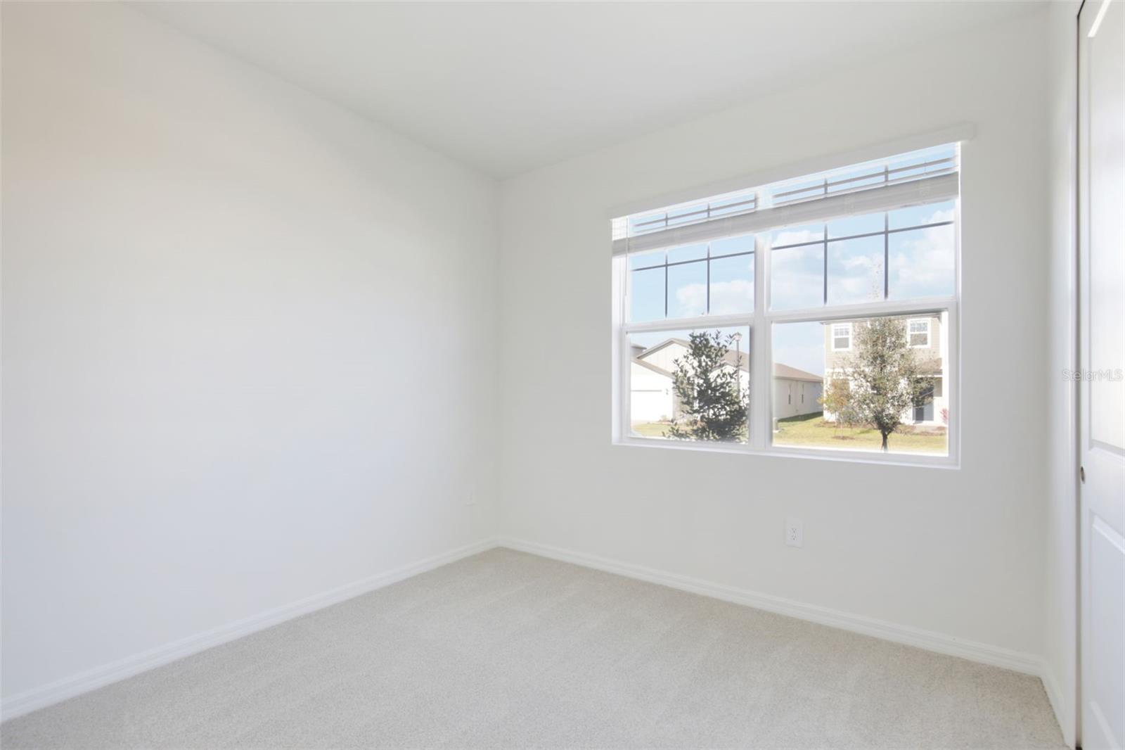 13318 SHELLMORE AVE — photo 24