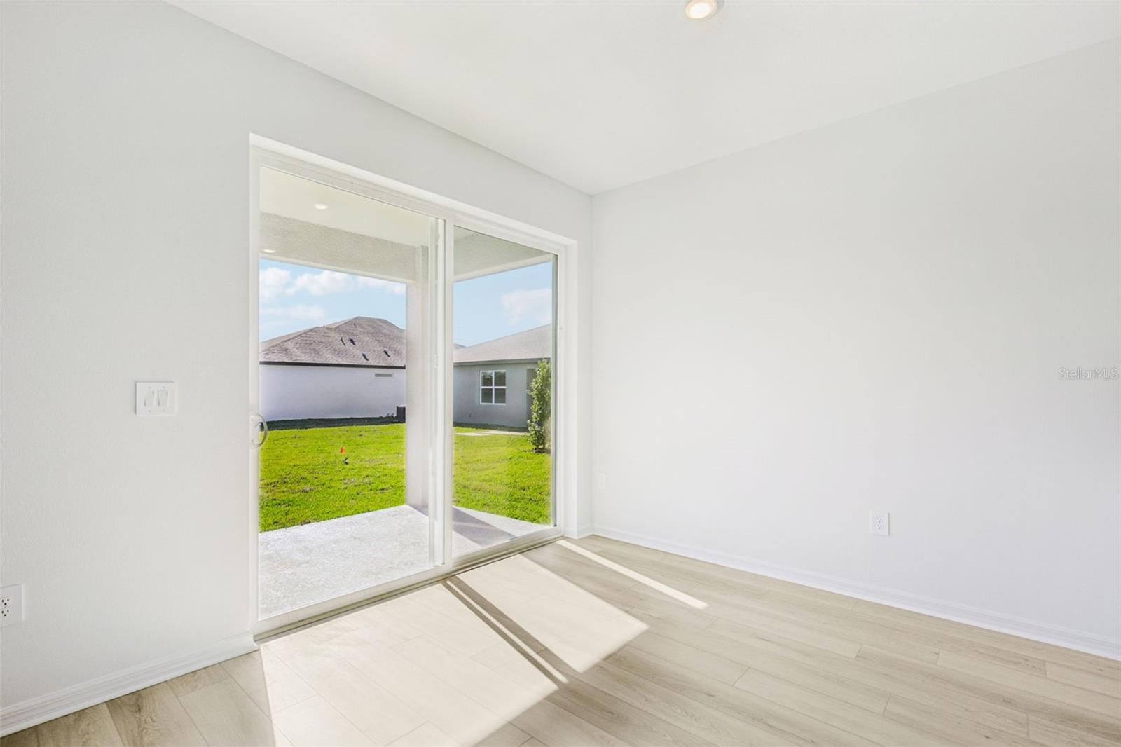 13318 SHELLMORE AVE — photo 8