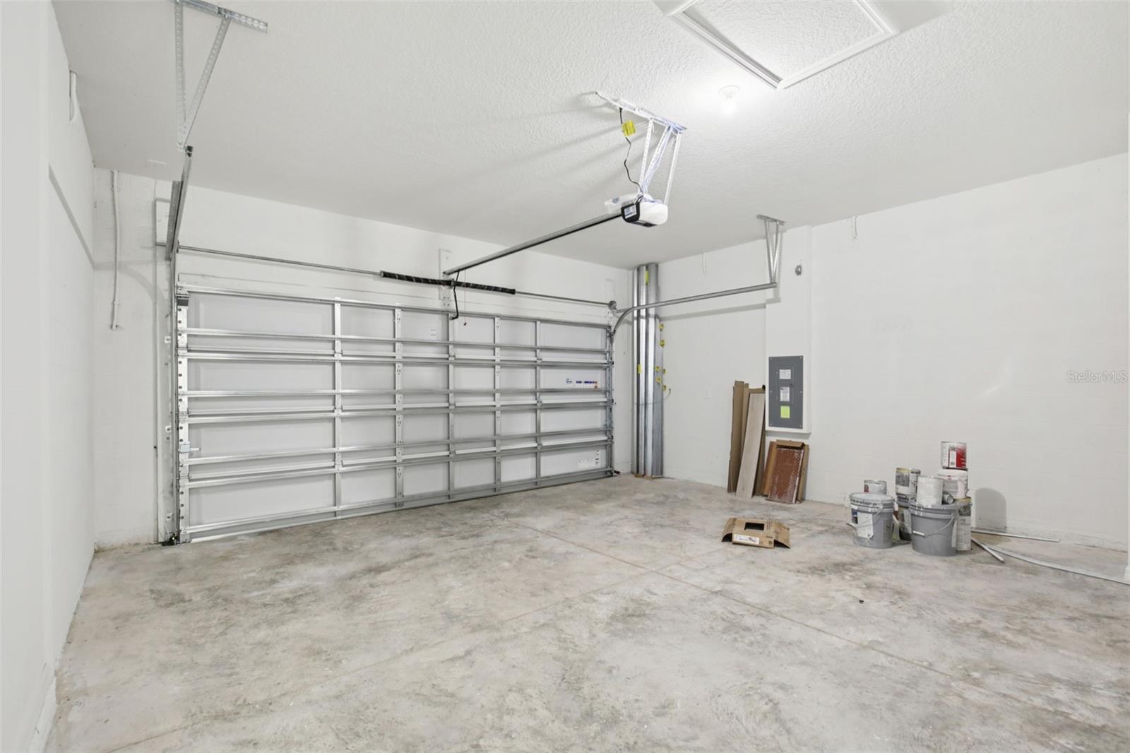 13318 SHELLMORE AVE — photo 37