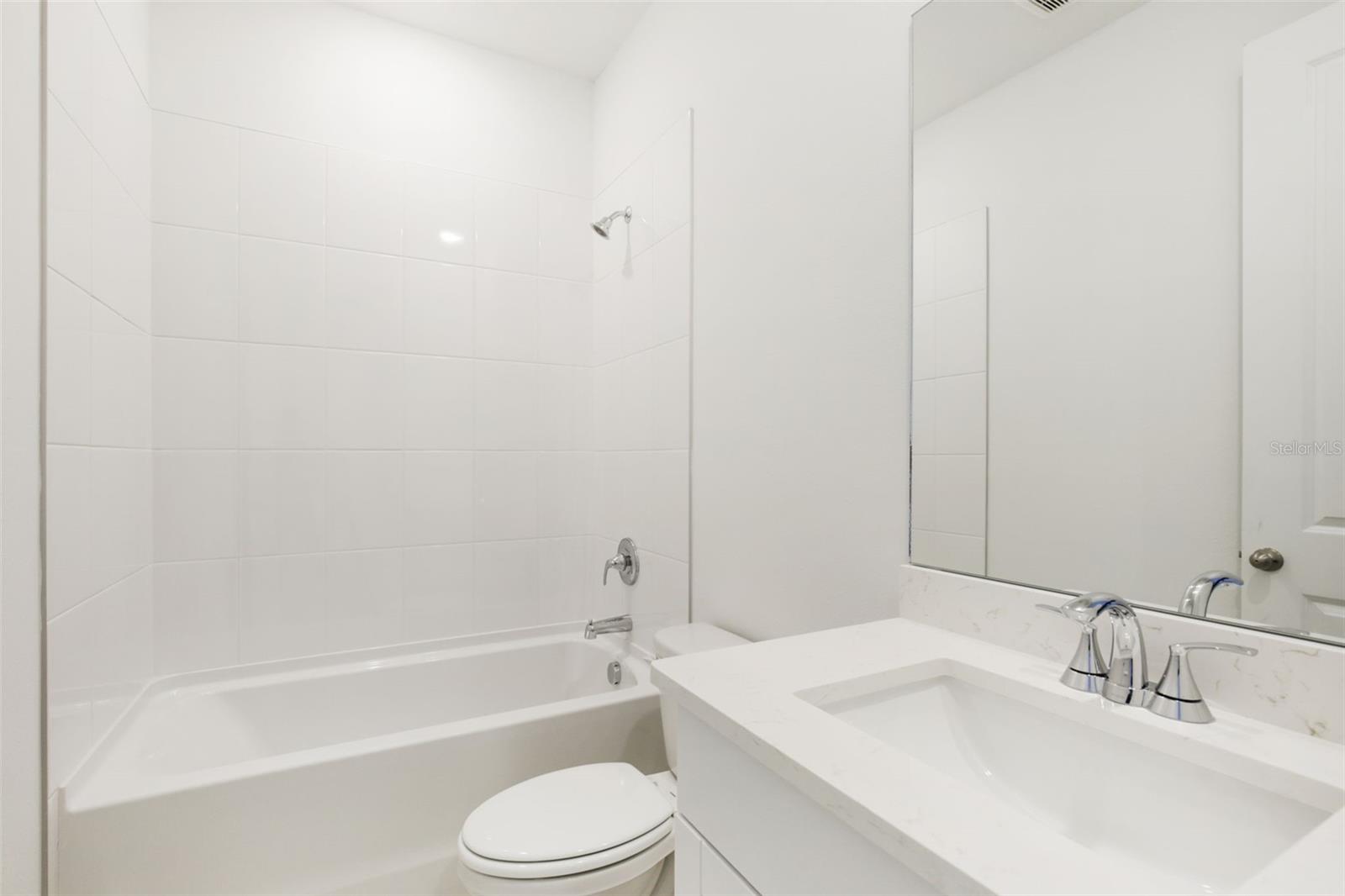 13318 SHELLMORE AVE — photo 36