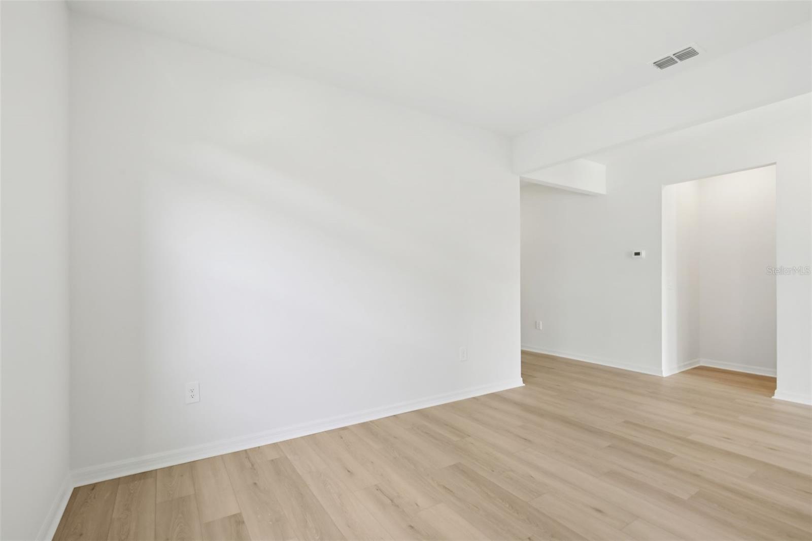 13318 SHELLMORE AVE — photo 29