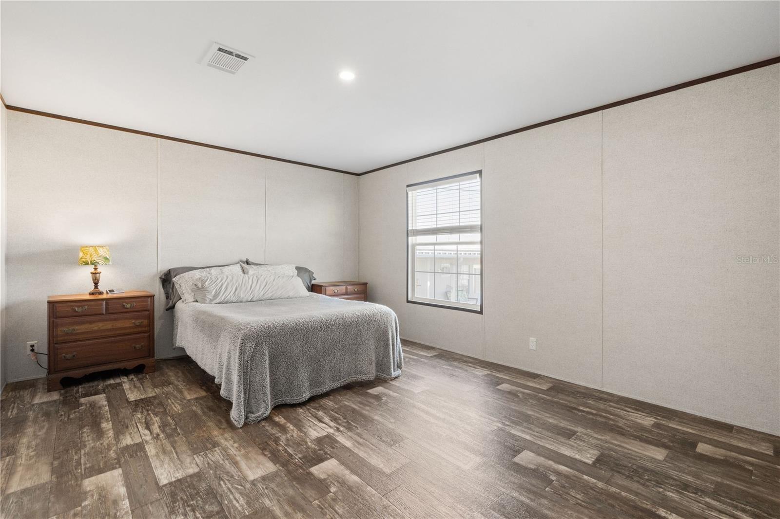 224 WOLVERINE AVE — photo 21