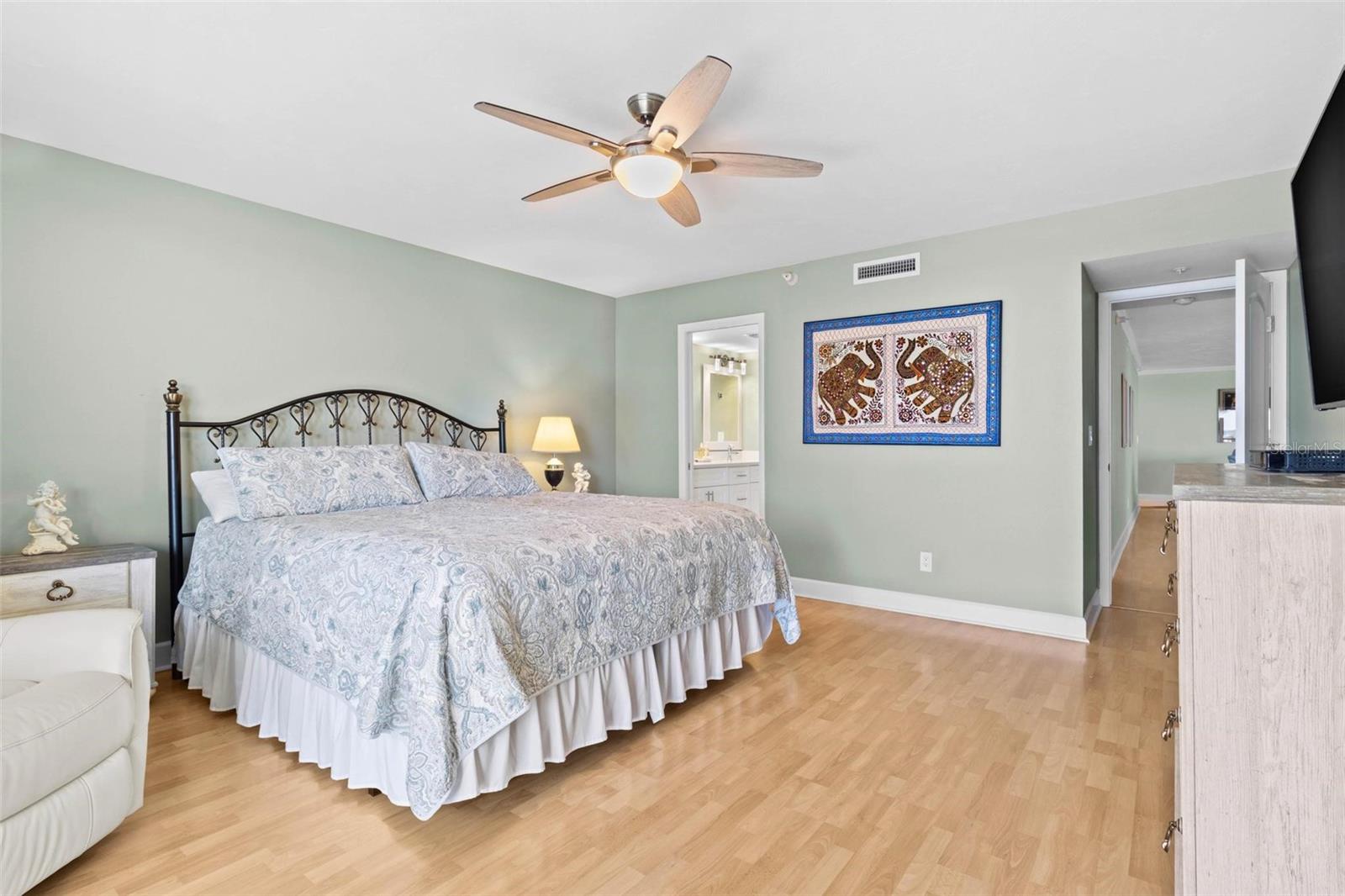 1660 GULF BLVD #607 — photo 17