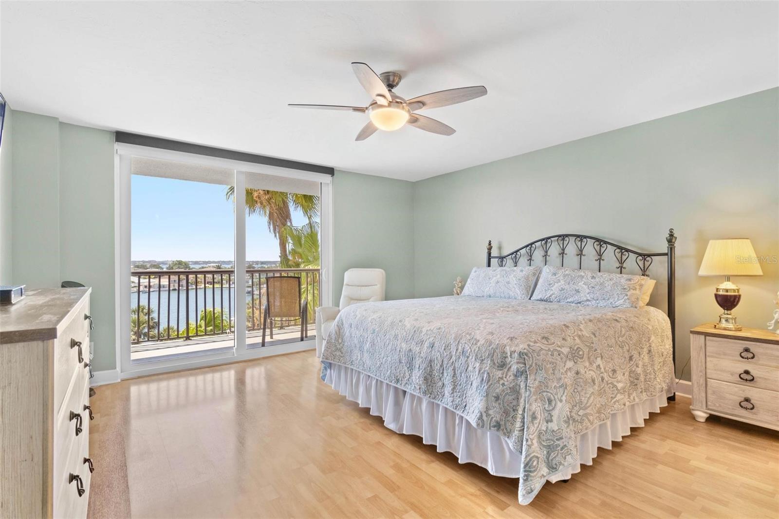 1660 GULF BLVD #607 — photo 16