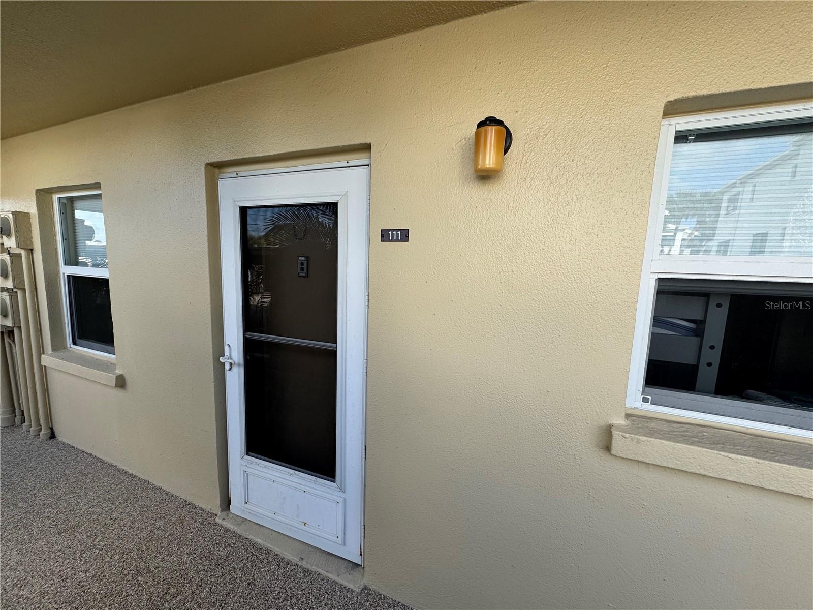 1400 TARPON CENTER DR #111 — photo 3