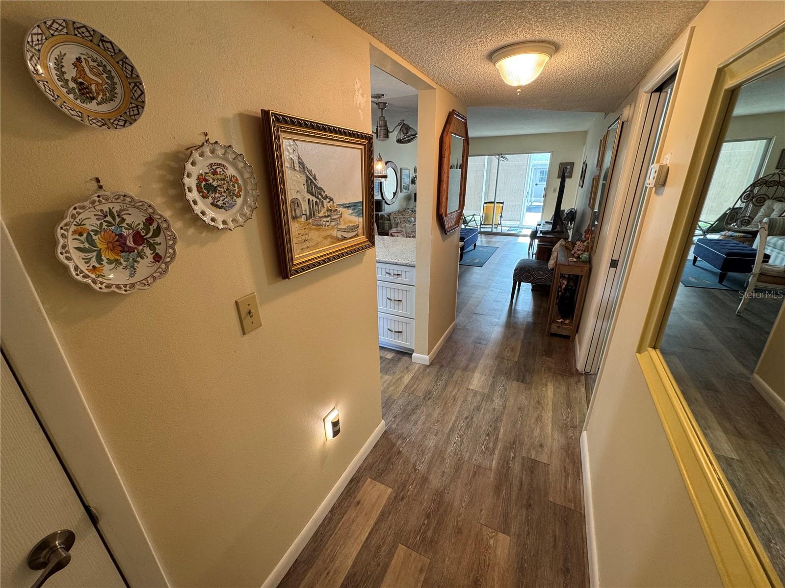 1400 TARPON CENTER DR #111 — photo 4