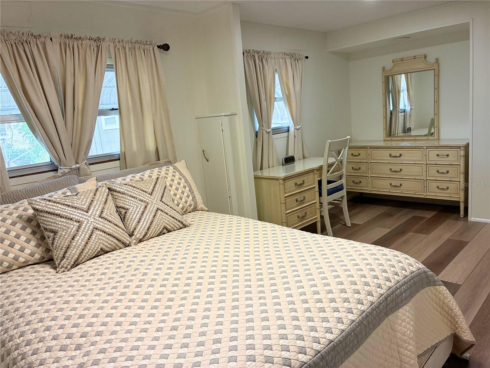 4981 PEBBLE BEACH AVE — photo 5