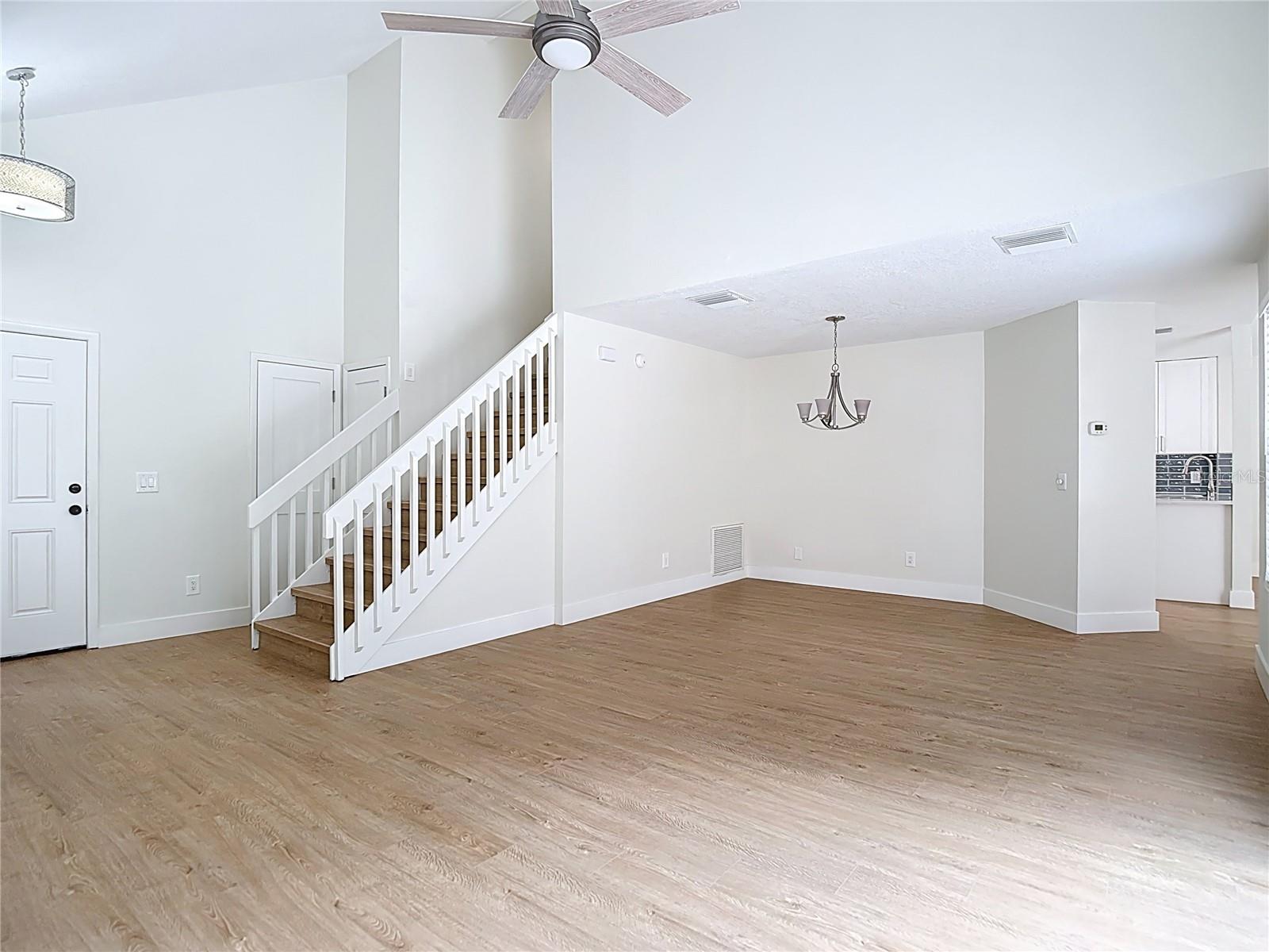 2013 GLEN FORGE ST — photo 7