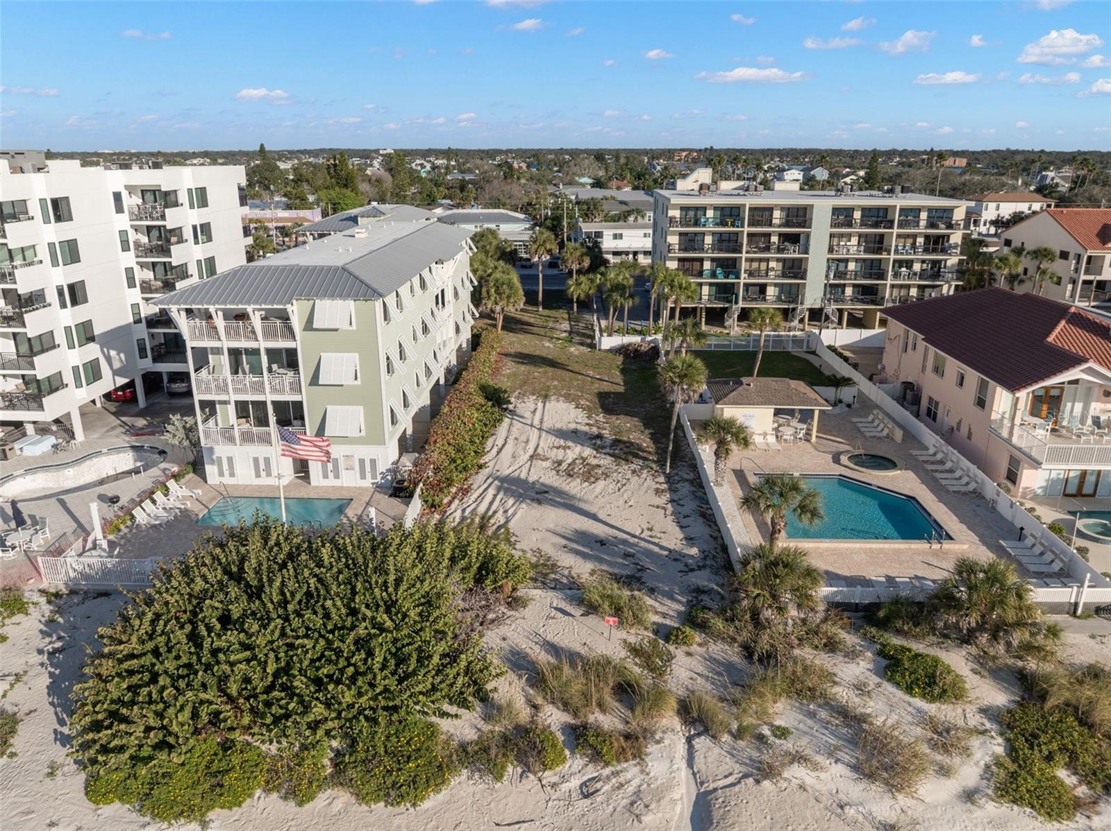 1306 GULF BLVD — photo 24