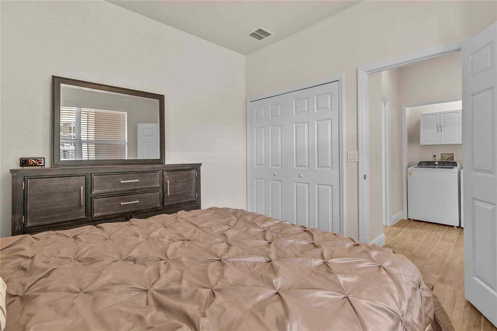 1937 SCARLETT AVE — photo 23