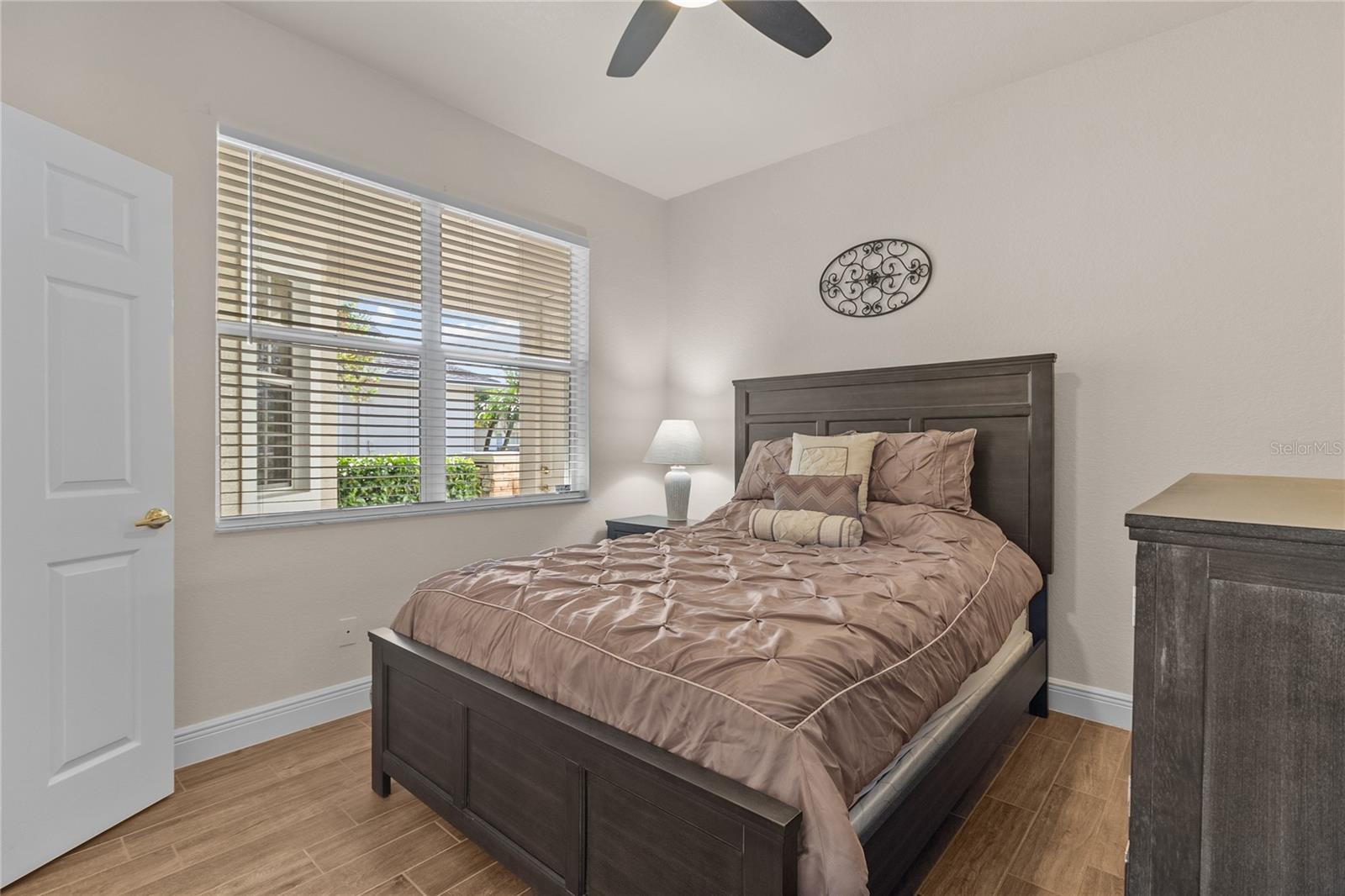 1937 SCARLETT AVE — photo 24