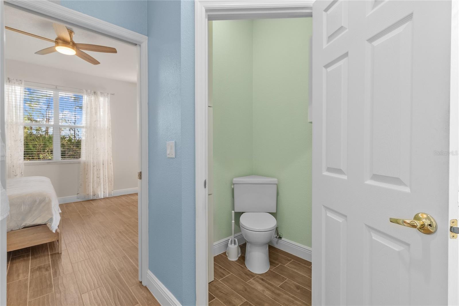 1937 SCARLETT AVE — photo 35