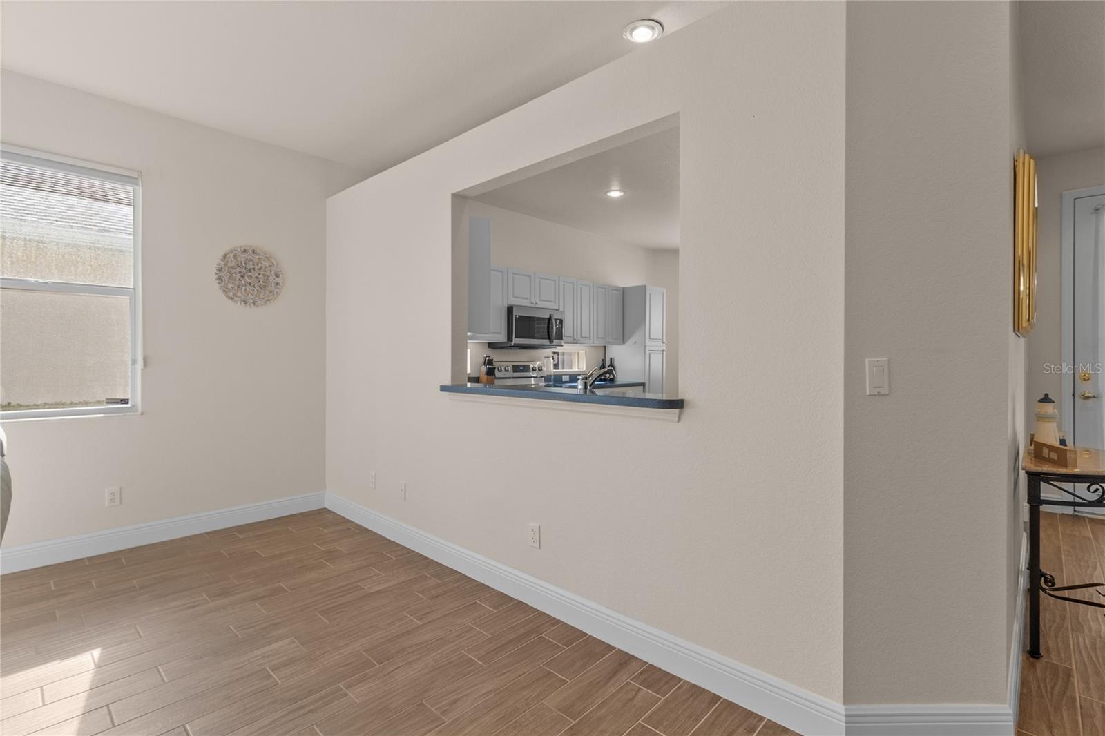 1937 SCARLETT AVE — photo 15
