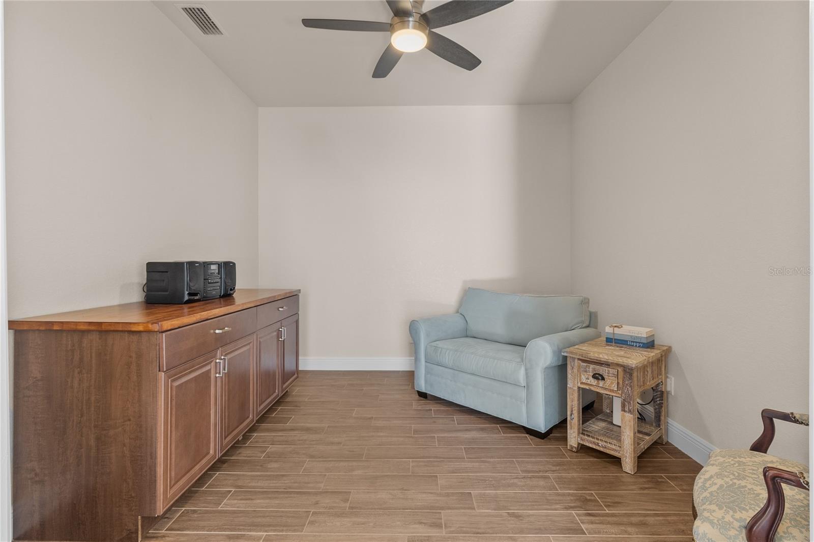 1937 SCARLETT AVE — photo 18