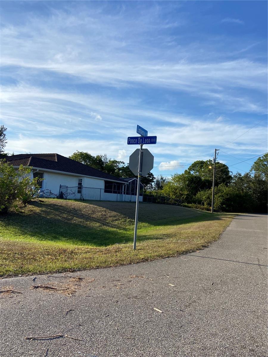 Lot 19 EMBASSY RD — photo 3