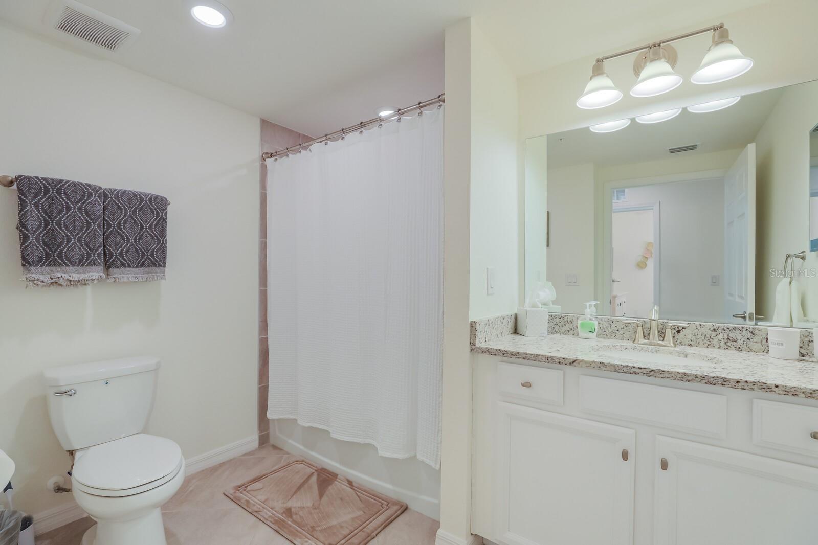 18017 GAWTHROP DR #104 — photo 15