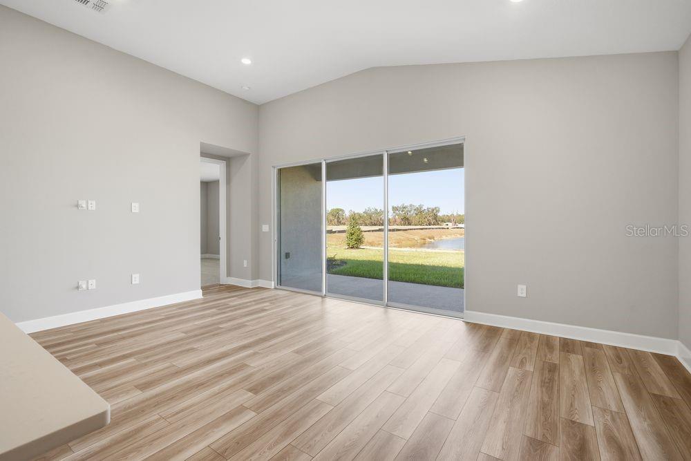 14255 SAWMILL ST — photo 3
