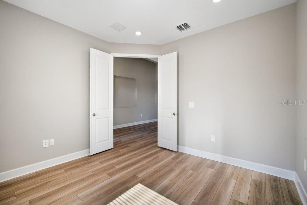 14255 SAWMILL ST — photo 20
