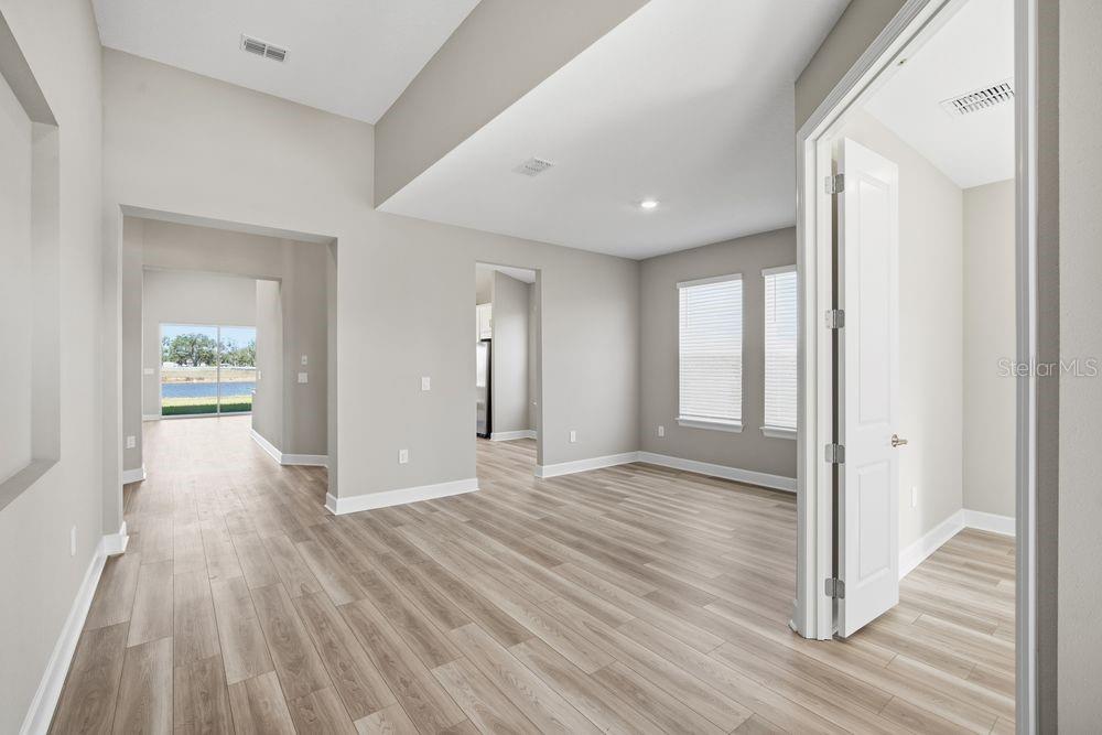 14255 SAWMILL ST — photo 23