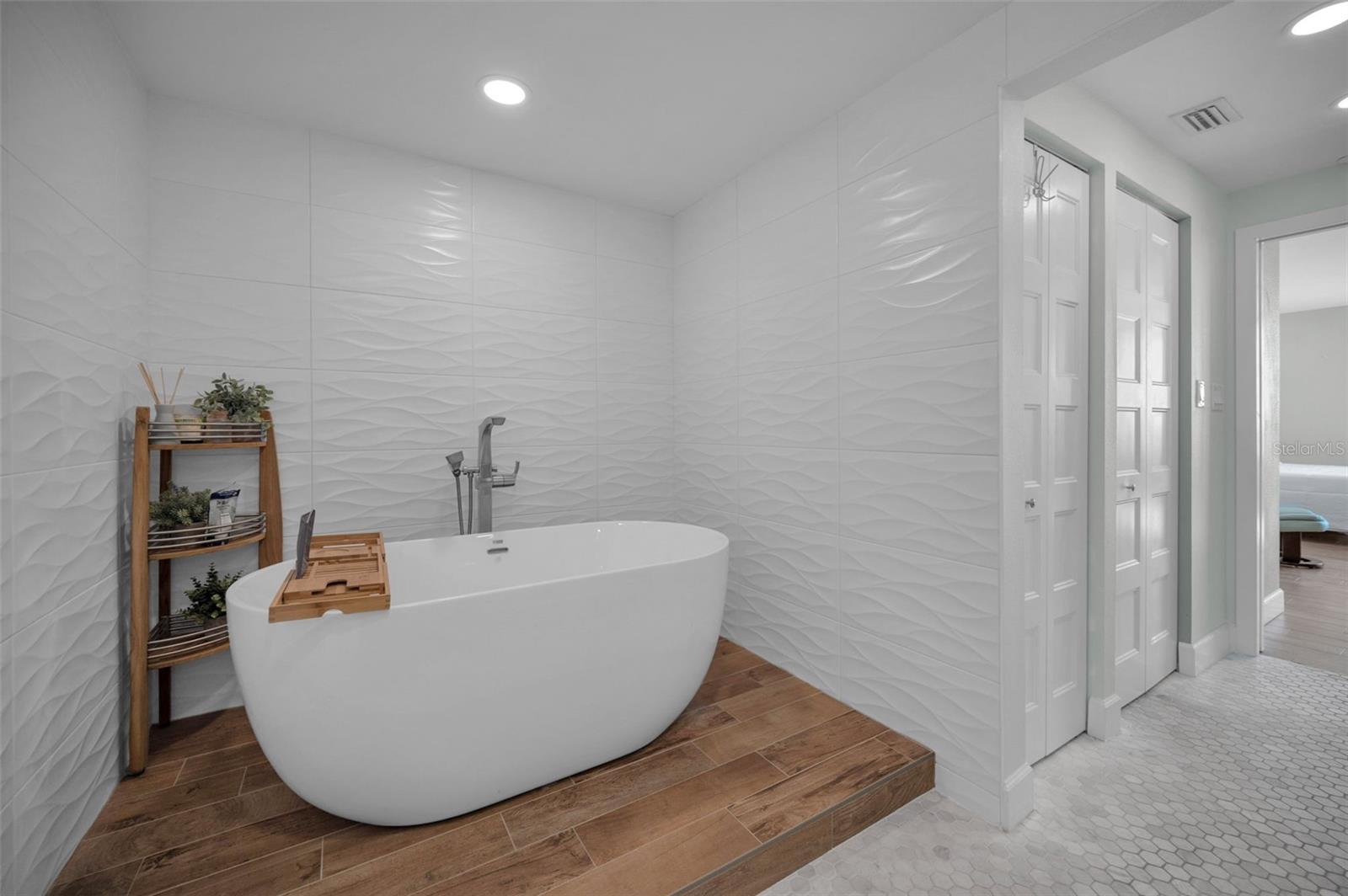 1520 GULF BLVD #1201 — photo 34