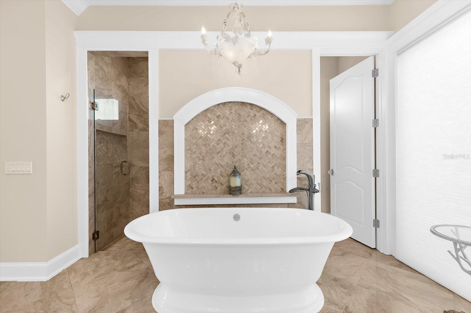511 BAYVIEW DR — photo 63