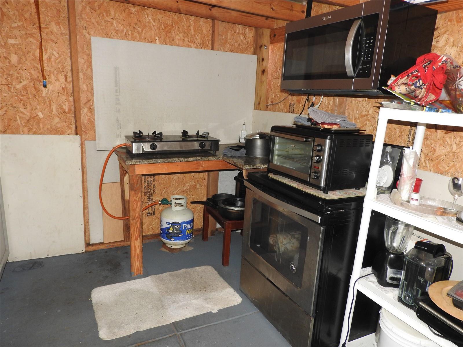 1324 VIKING DR — photo 37
