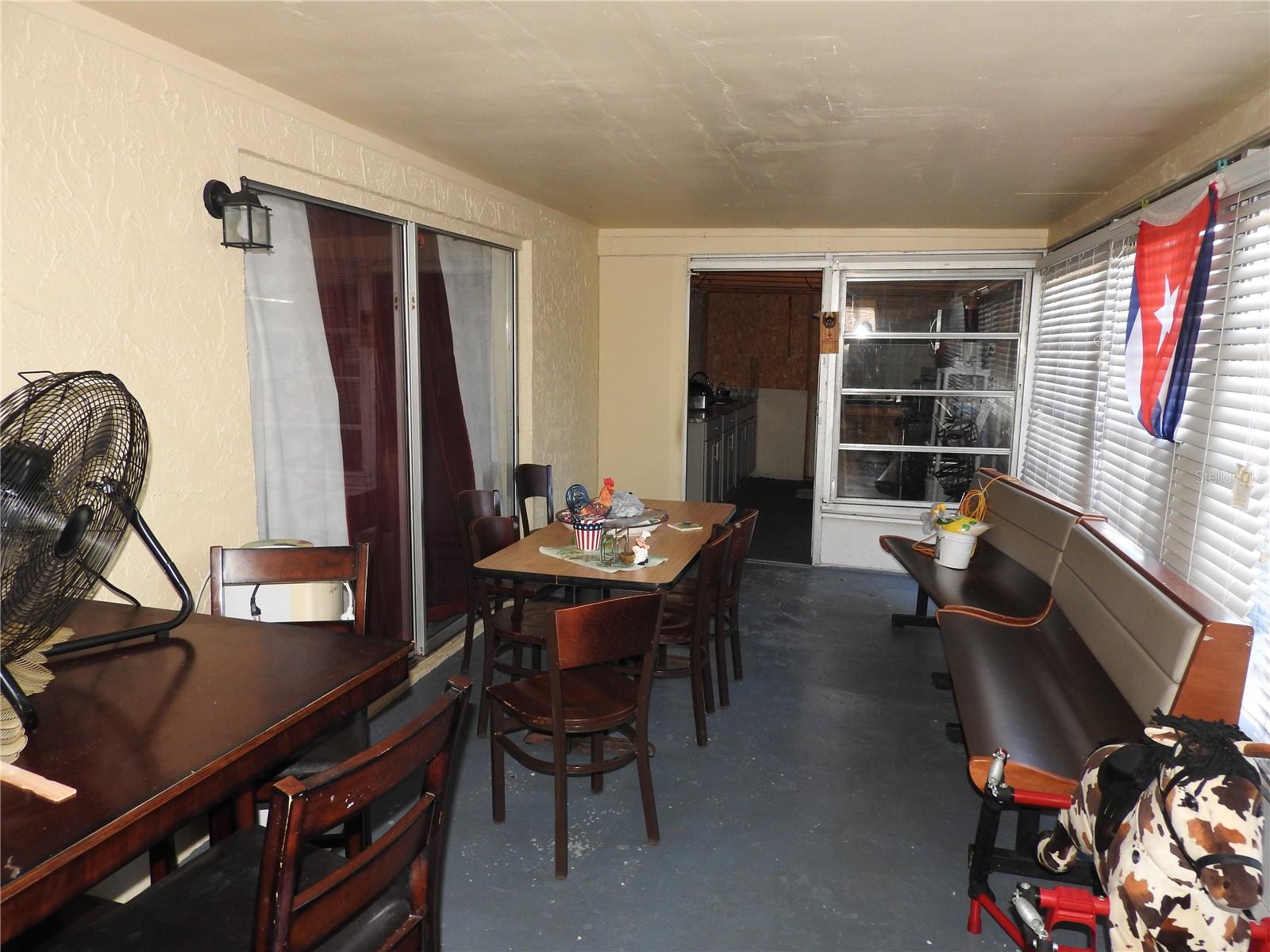 1324 VIKING DR — photo 33